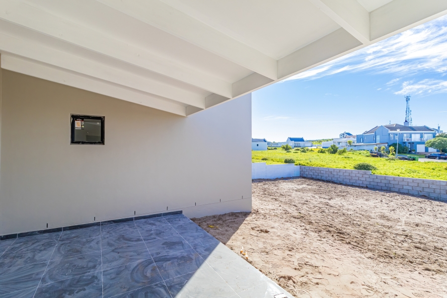 3 Bedroom Property for Sale in Hoogland Western Cape